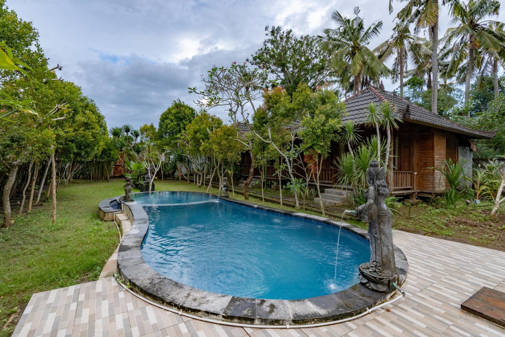 Raira Villas Lembongan Exterior photo