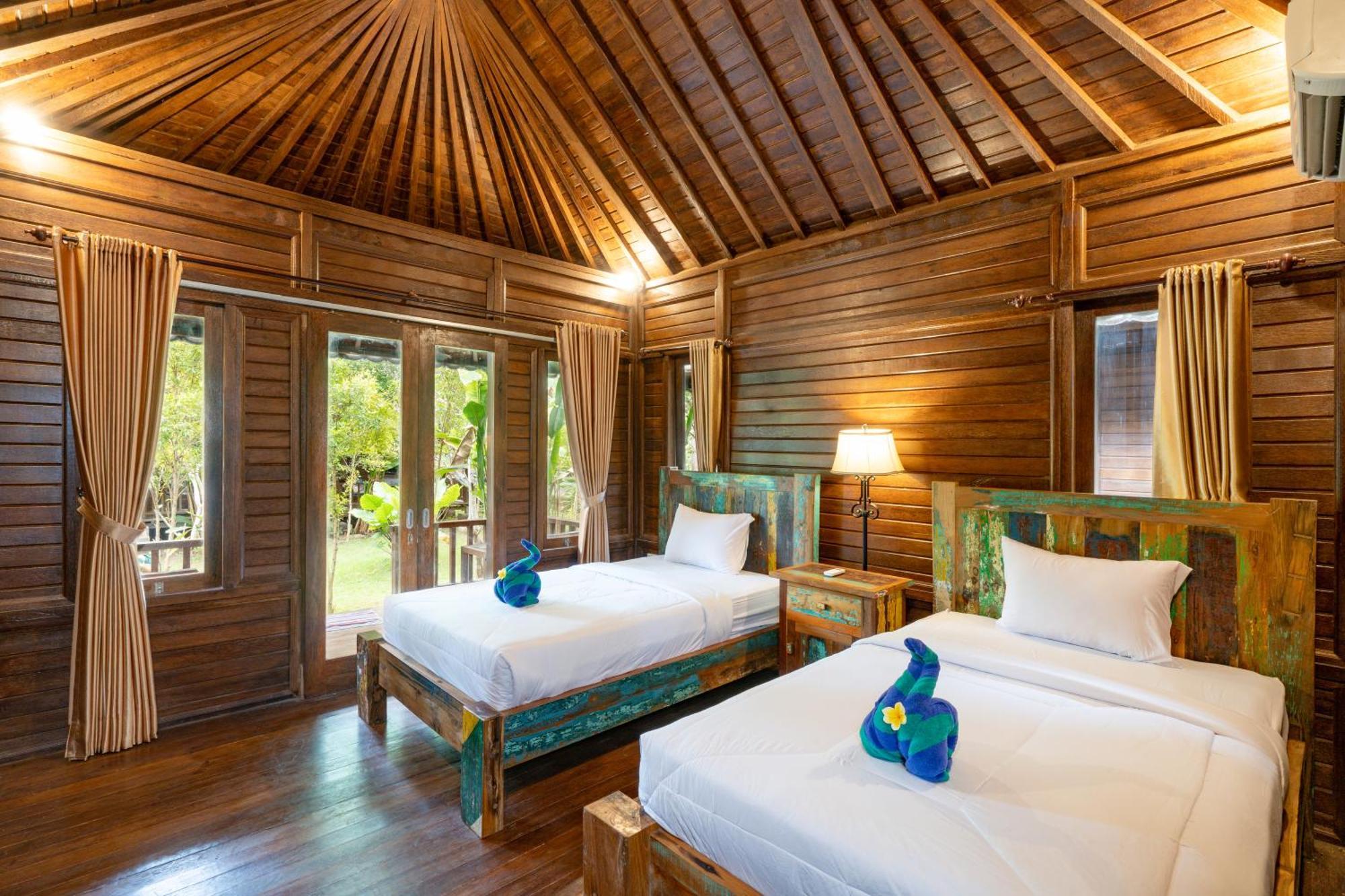 Raira Villas Lembongan Exterior photo